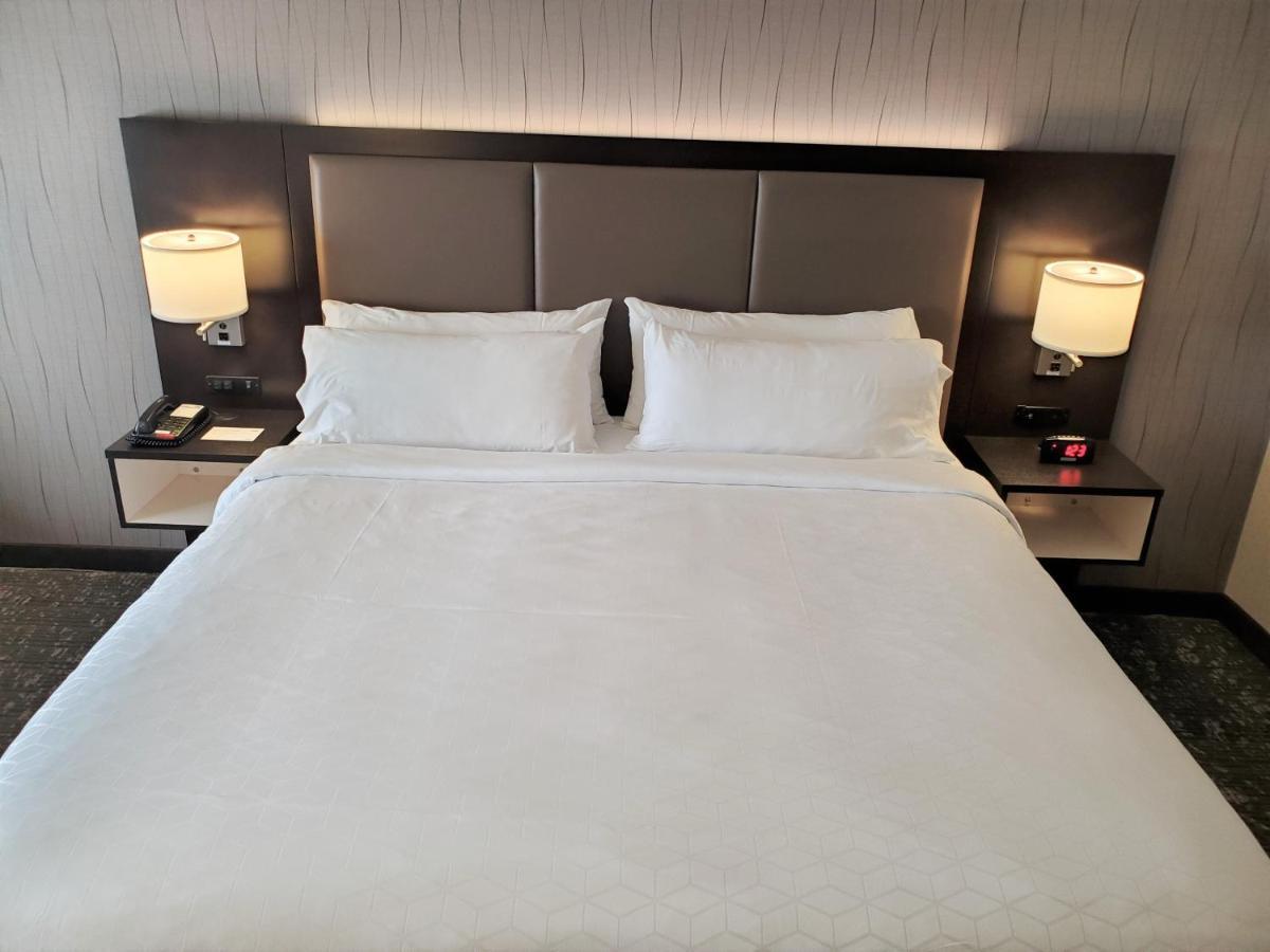 Holiday Inn Express & Suites Cheney By Ihg Экстерьер фото