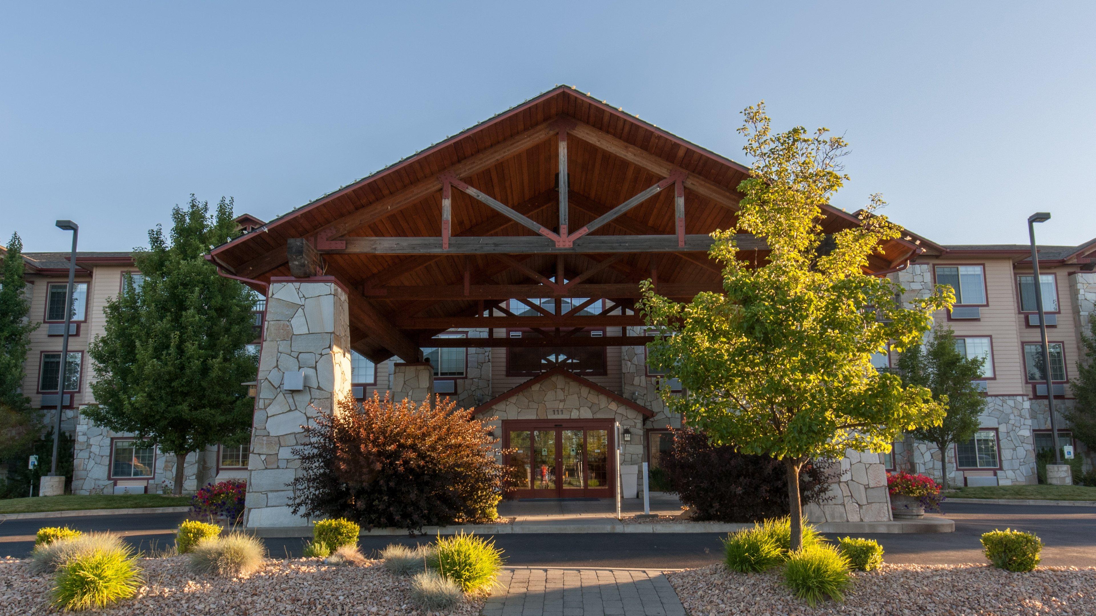 Holiday Inn Express & Suites Cheney By Ihg Экстерьер фото