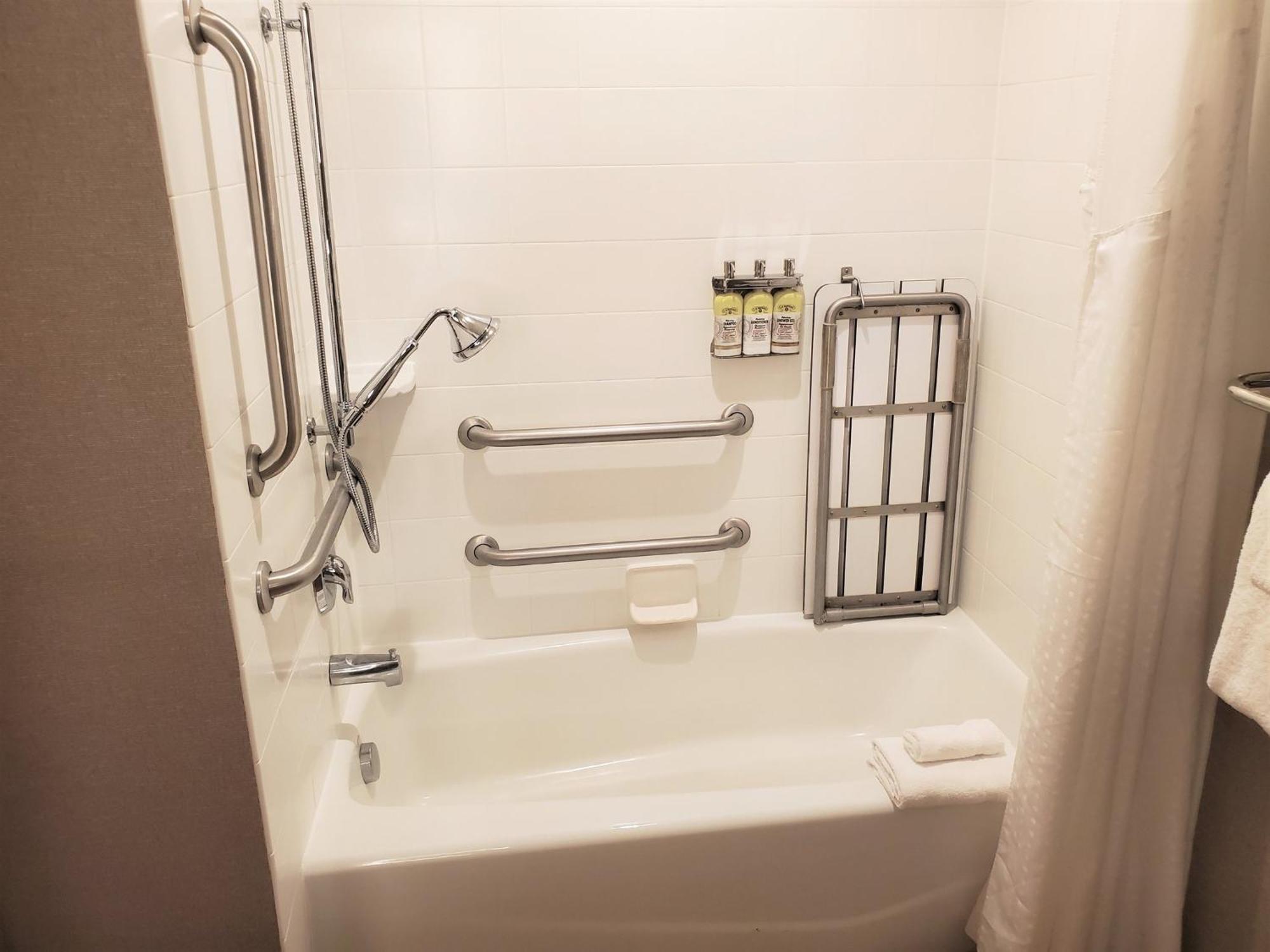 Holiday Inn Express & Suites Cheney By Ihg Экстерьер фото