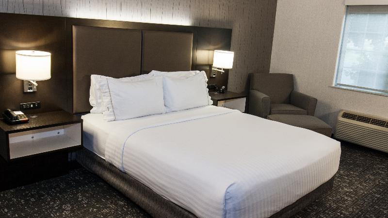 Holiday Inn Express & Suites Cheney By Ihg Экстерьер фото